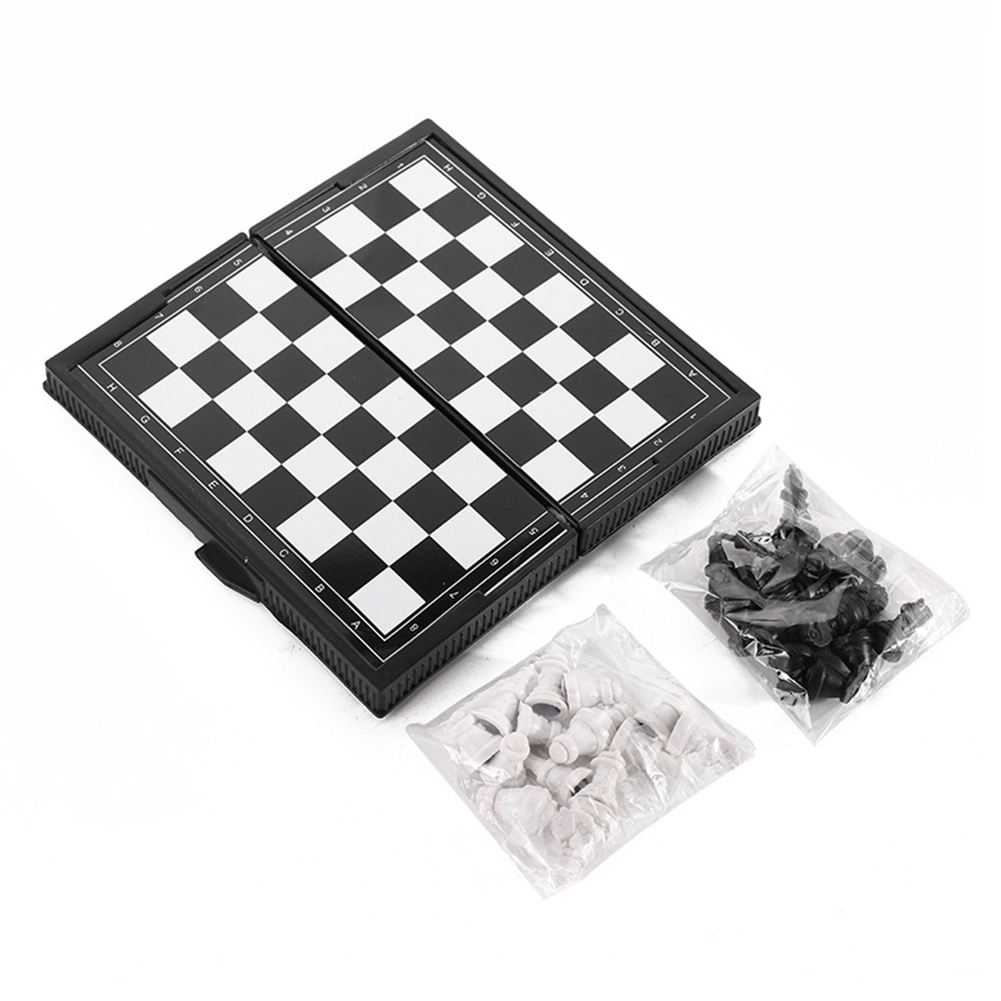 Board Game Yearbook - Мини-шахматная доска: увлекательная игра в шахматы,